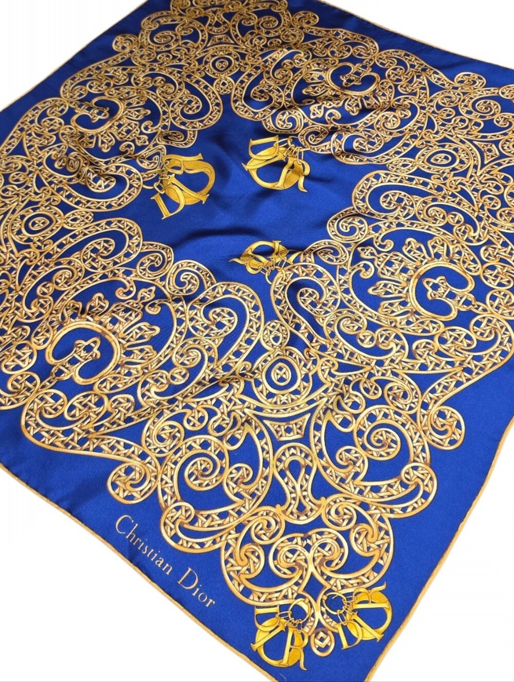 DIOR SCARF - Picture 9 of 16